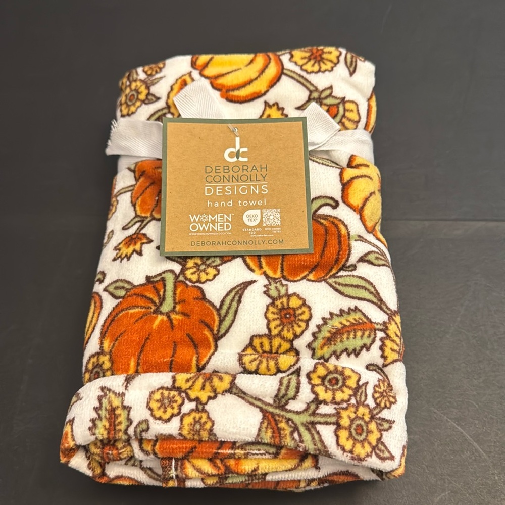 2pc DEBORAH CONNOLLY Pumpkin/Vine Holiday Bath Hand Towel Set -Blkprnt Pumpkin